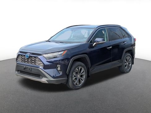 Used 2023 Toyota RAV4 Limited image 5