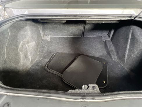 Used 2014 Dodge Challenger SRT8 w/ Harman/Kardon Audio Group image 24