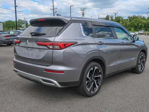 Used 2022 Mitsubishi Outlander SE AWD/4WD image 10