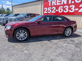 Used 2020 Chrysler 300 Touring AWD/4WD video 2