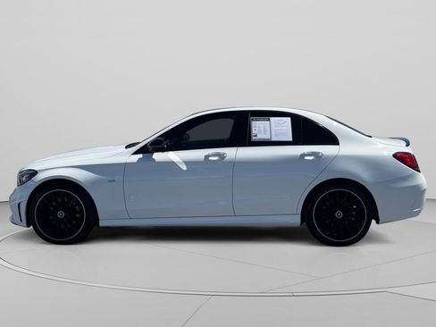 Used 2021 Mercedes-Benz C 300 4MATIC Sedan image 2