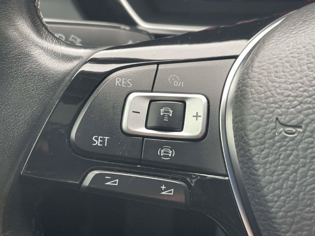 Used 2019 Volkswagen Jetta SEL Premium FWD image 21