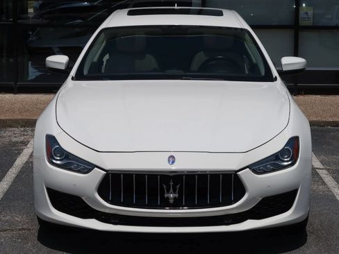 Used 2020 Maserati Ghibli RWD image 3