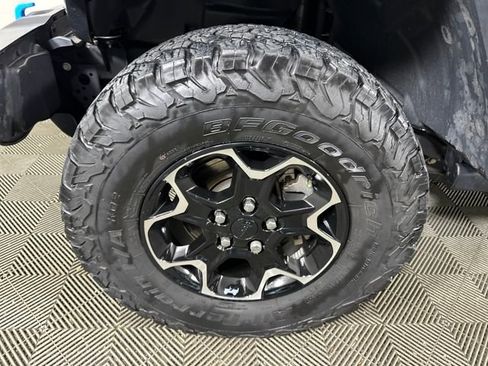 Used 2021 Jeep Wrangler Unlimited Rubicon 4xe w/ Cold Weather Group image 9