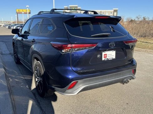 Certified 2022 Toyota Highlander XSE image 46