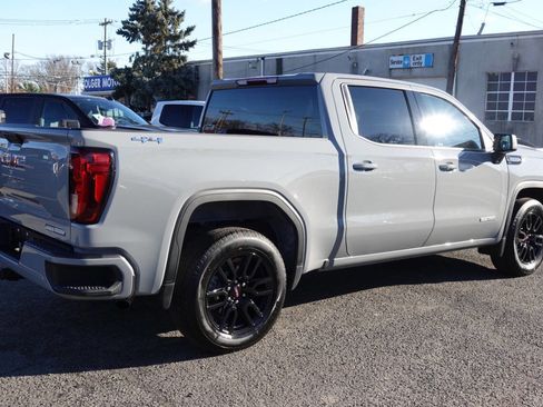 Used 2024 GMC Sierra 1500 Elevation image 3