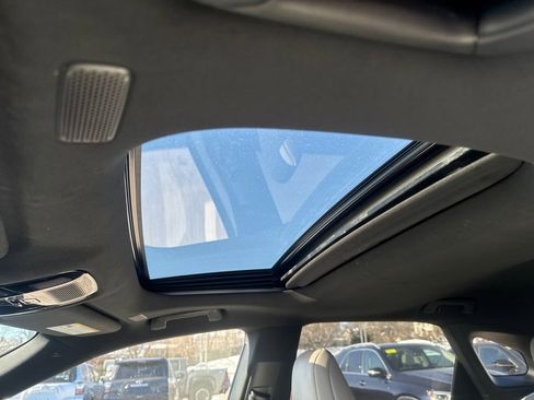 Used 2023 Lexus RX 350 Premium image 17