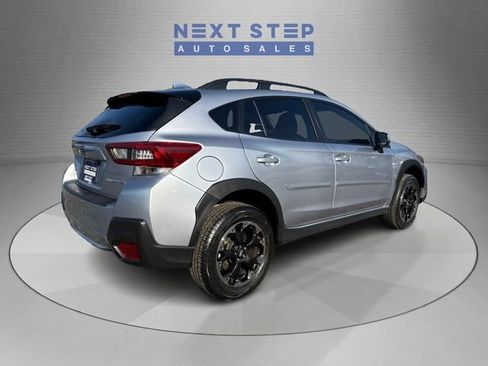 Used 2021 Subaru Crosstrek 2.0i Premium image 8