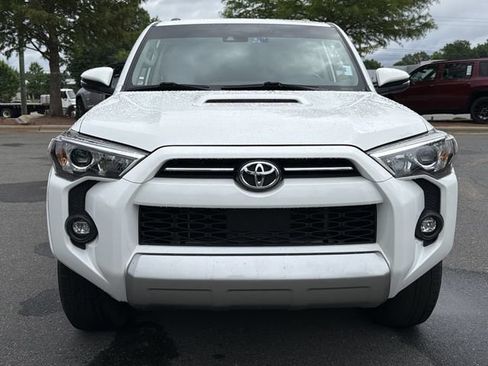 Used 2022 Toyota 4Runner TRD Off-Road Premium w/ Moonroof Package AWD/4WD image 15