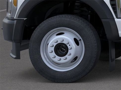 New 2026 Ford F550 4x4 Supercab Super Duty image 19