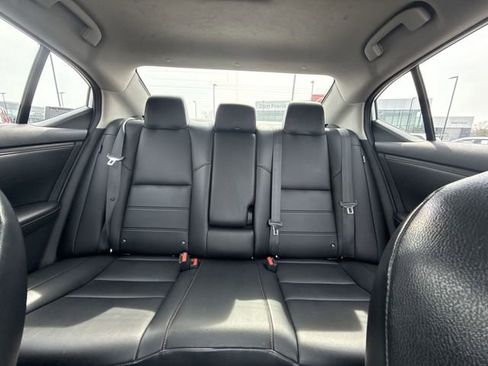 Used 2020 Nissan Sentra SR w/ Premium Package image 22