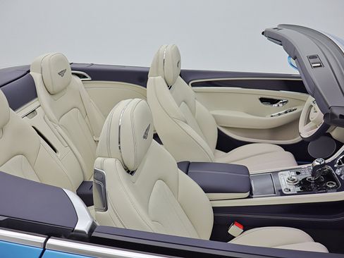 New 2026 Bentley Continental GTC image 50