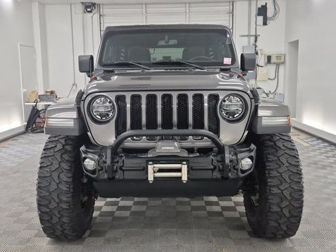 Used 2021 Jeep Wrangler Unlimited Sahara AWD/4WD image 2