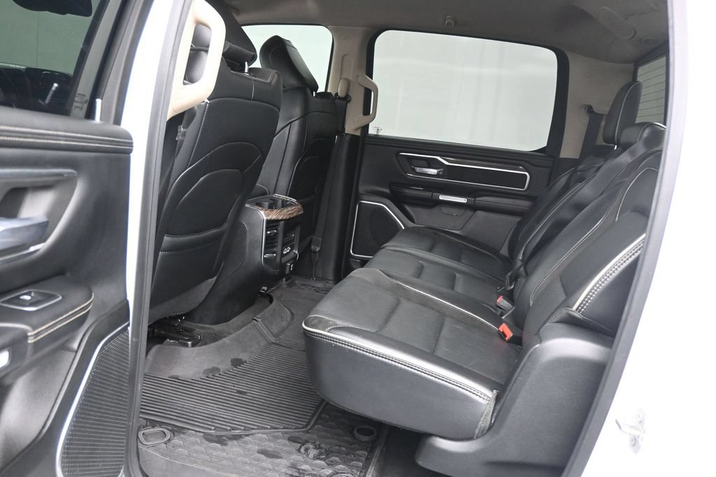 Used 2020 RAM 1500 Laramie RWD image 14