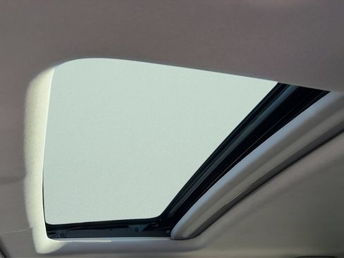 Used 2021 Honda CR-V EX-L image 18
