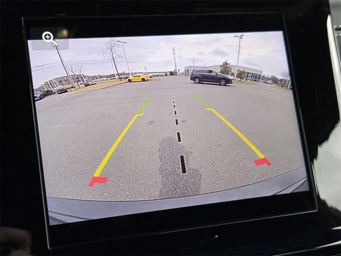 Used 2025 Jeep Grand Cherokee Altitude image 16