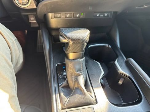 Used 2024 Lexus ES 350 F Sport FWD image 18