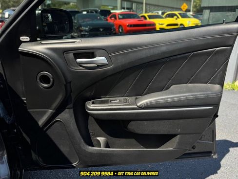 Used 2020 Dodge Charger R/T w/ Plus Group RWD image 23