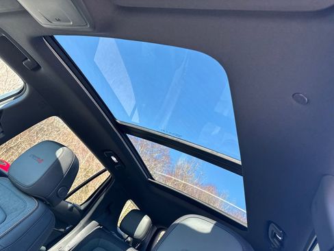 New 2026 GMC Terrain AT4 w/ Convenience Package III image 32