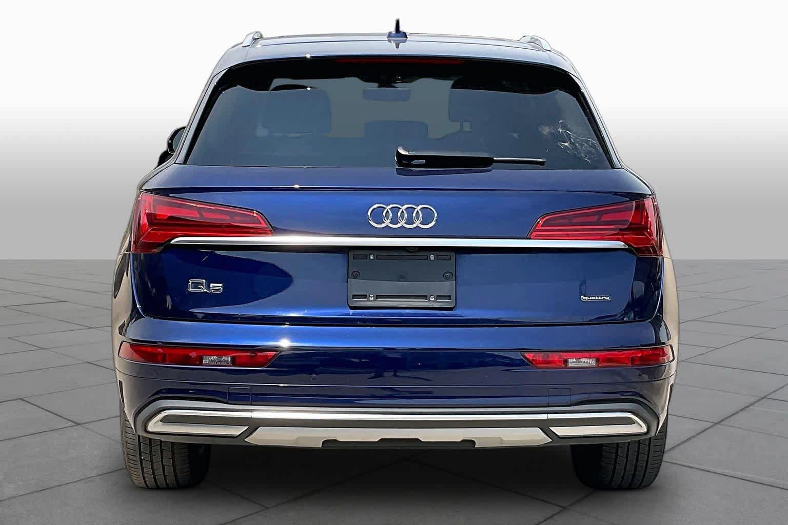 Used 2023 Audi Q5 2.0T Premium w/ Convenience Package AWD/4WD image 5