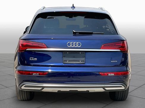 Used 2023 Audi Q5 2.0T Premium w/ Convenience Package AWD/4WD image 5