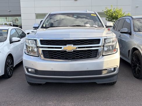 Used 2019 Chevrolet Suburban LT AWD/4WD image 2