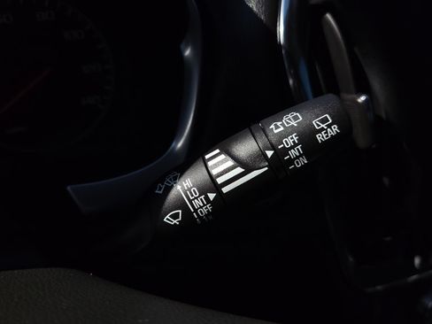 Used 2021 Chevrolet Traverse LS w/ LPO, Blackout Package AWD/4WD image 61