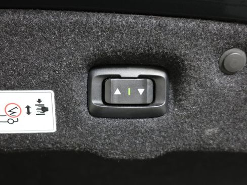 Used 2015 BMW M4 Convertible RWD image 50