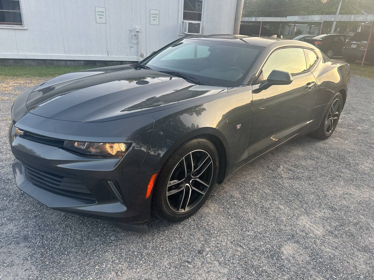 Used 2017 Chevrolet Camaro LT w/ Technology Package RWD image 2