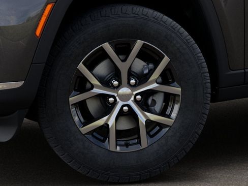 New 2025 Jeep Grand Cherokee L Limited w/ Trailer Tow Package image 39