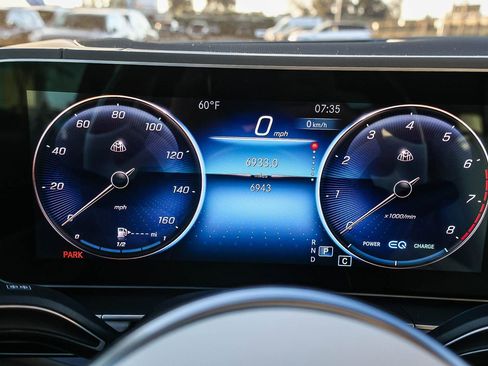 Used 2023 Mercedes-Benz Maybach GLS 600 4MATIC image 38