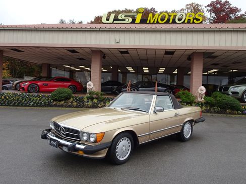 Used 1988 Mercedes-Benz 560 SL image 32