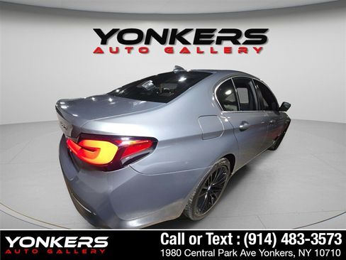 Used 2023 BMW 540i xDrive w/ Convenience Package AWD/4WD image 10