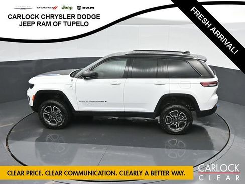 Used 2022 Jeep Grand Cherokee Trailhawk image 31