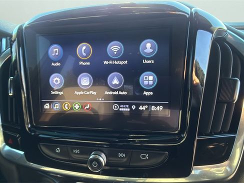 Used 2023 Chevrolet Traverse LT image 20