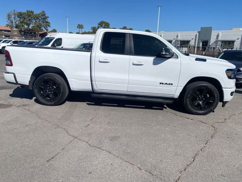 Used 2022 RAM 1500 Big Horn w/ Night Edition image 4
