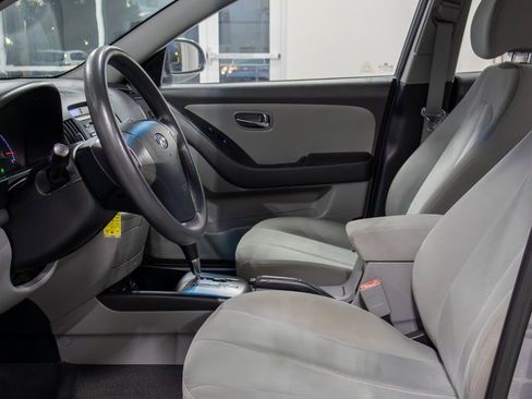Used 2010 Hyundai Elantra GLS image 15