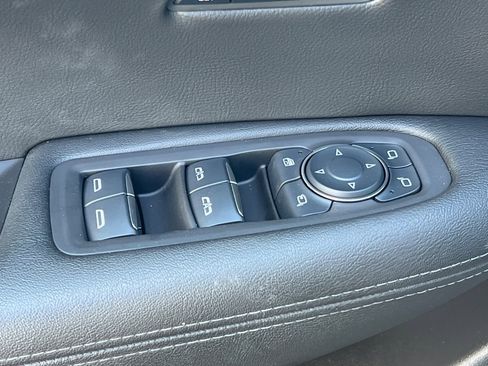 Used 2022 Cadillac XT5 Sportv w/ LPO, ONYX Package image 12