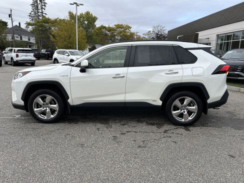 Used 2020 Toyota RAV4 Limited image 8