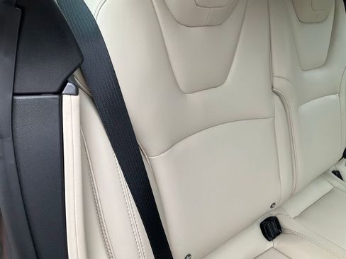 Used 2019 Tesla Model S Standard Range AWD/4WD image 56