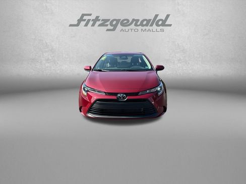 Used 2026 Toyota Corolla LE FWD image 2