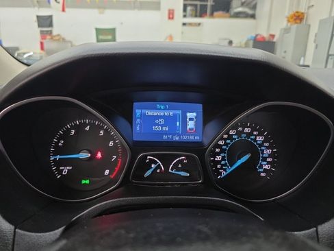 Used 2012 Ford Focus SE FWD image 12
