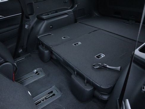 New 2025 Kia Telluride S image 17