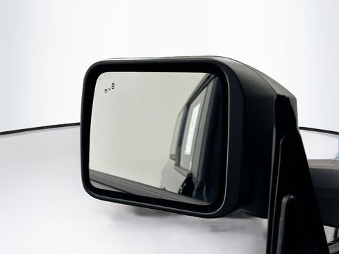 Used 2025 Ford Bronco Big Bend image 16