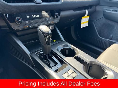 Used 2026 Subaru Outback Premium w/ Premium/Limited Package AWD/4WD image 21