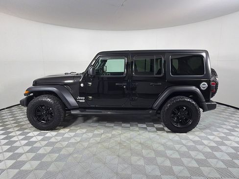 Used 2018 Jeep Wrangler Unlimited Sport S AWD/4WD image 8