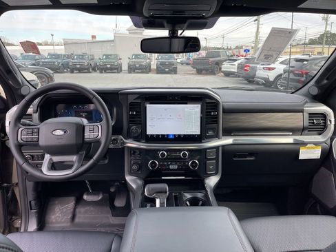 New 2025 Ford F150 Lariat w/ Equipment Group 502A High image 6