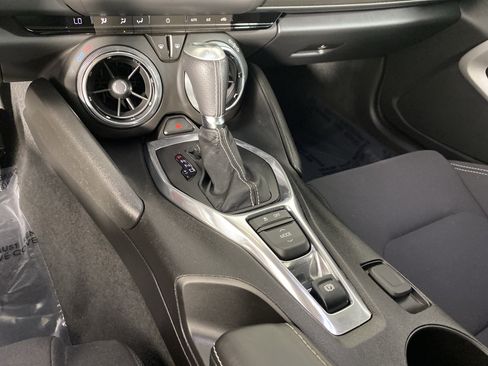 Used 2018 Chevrolet Camaro SS RWD image 28