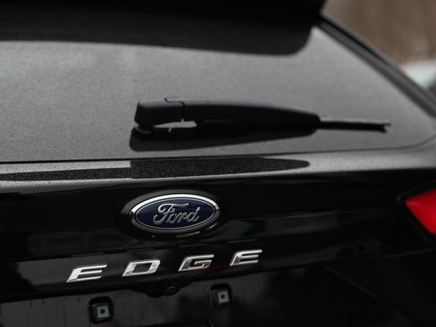 Certified 2022 Ford Edge SEL w/ Convenience Package image 29