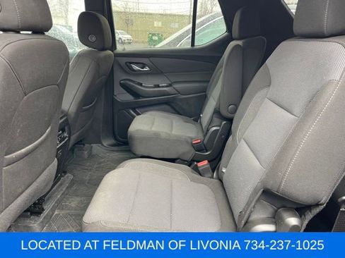 Certified 2023 Chevrolet Traverse LT image 9